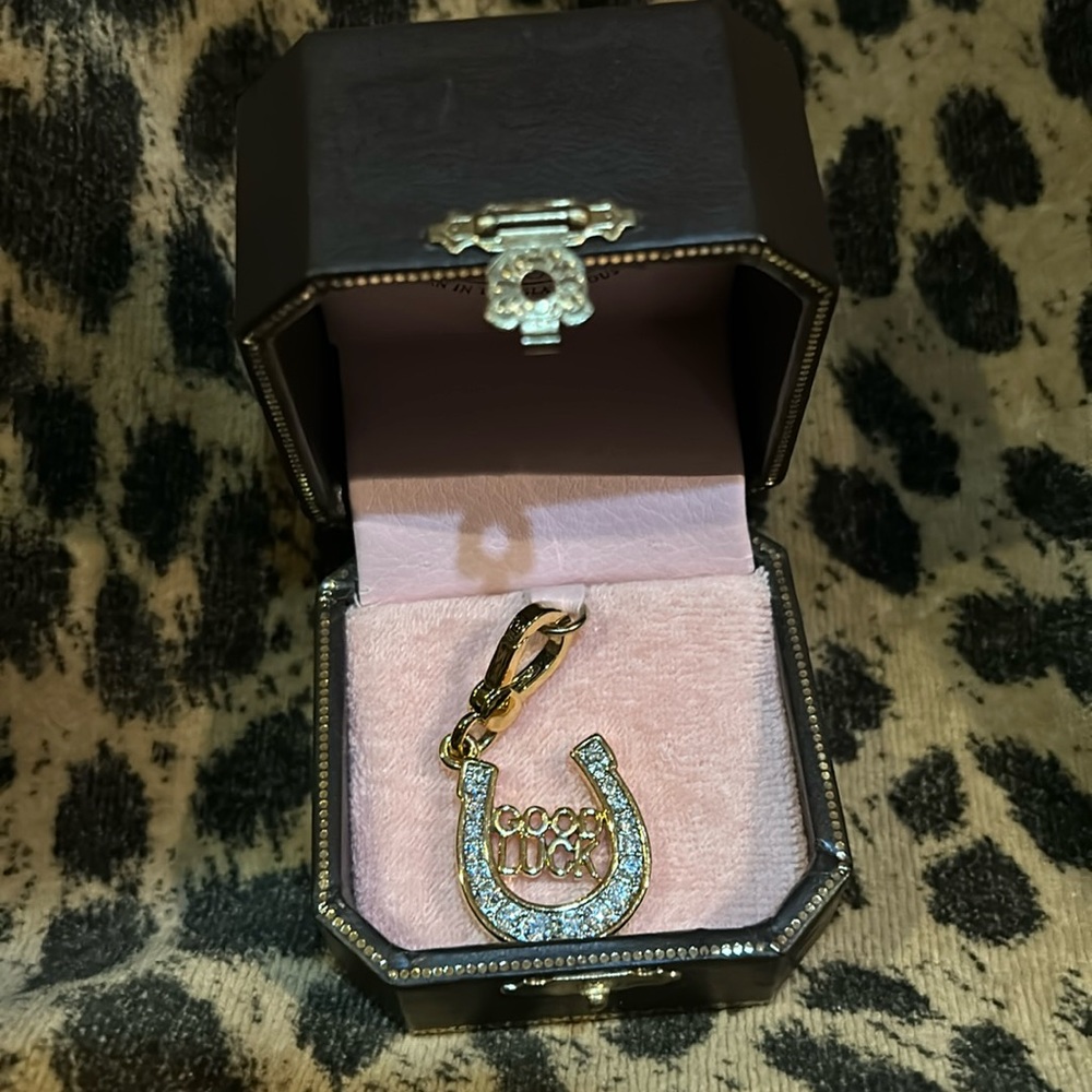 Juicy Couture Lucky Horseshoe charm